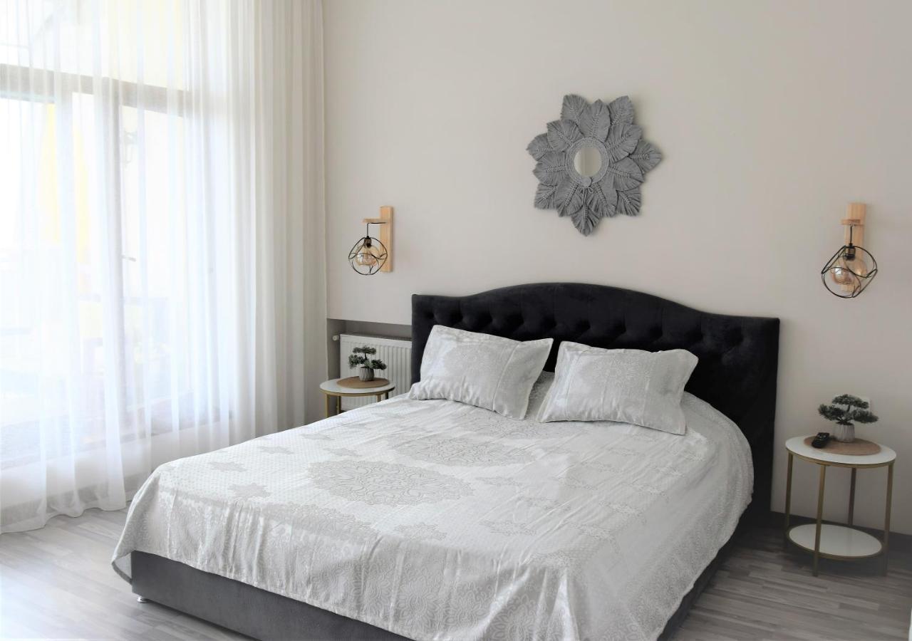 Apartment In Arcadia Palace With Sea View! Odessa Exterior foto
